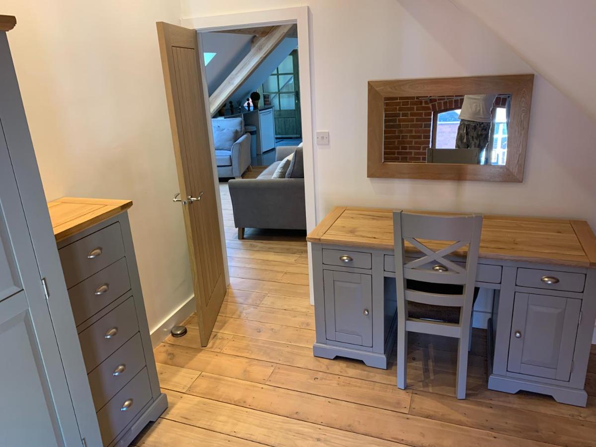 NewentBeautiful Rural Apt, Walking Distance To Three Choirs Vineyard/Brassiere Gloucestershire公寓 外观 照片